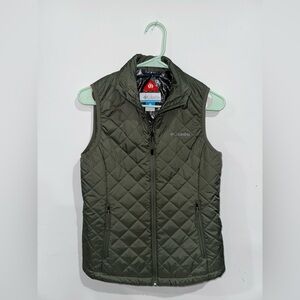 Columbia Forest Green Quilted Vest